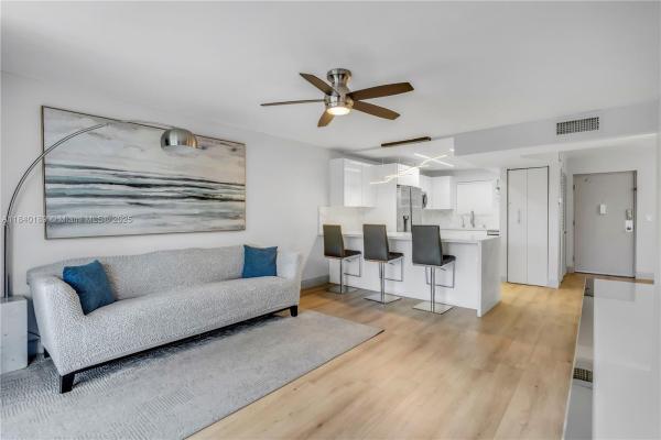 Foxcroft, 3285 Foxcroft Rd #E317, Miramar, Florida 33025, image 1