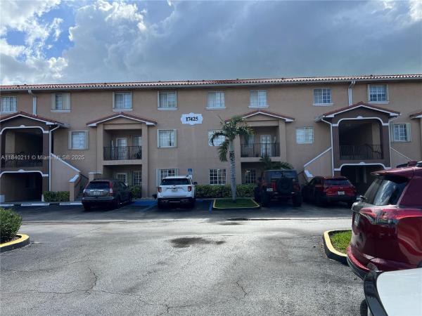 17425 NW 75 Pl 105, Hialeah, Florida 33015, image 1