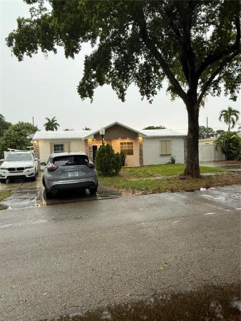 1031 NE 142nd St, Miami, Florida 33161, image 1