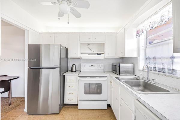 Beverly Hills, 5300 Washington St #Q207, Hollywood, Florida 33021, image 1