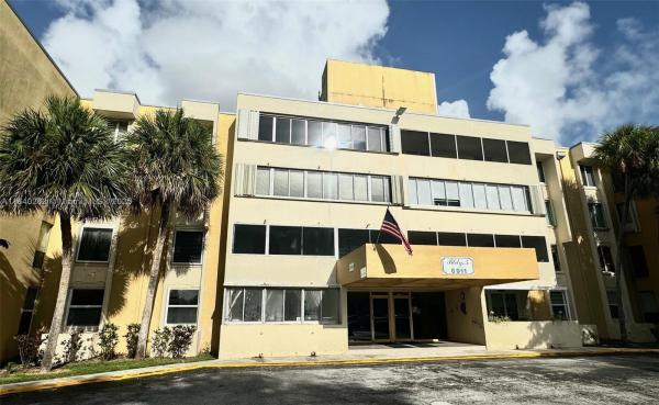 6911 SW 147 Ave 3c, Unincorporated Dade County, Florida 33193, image 1