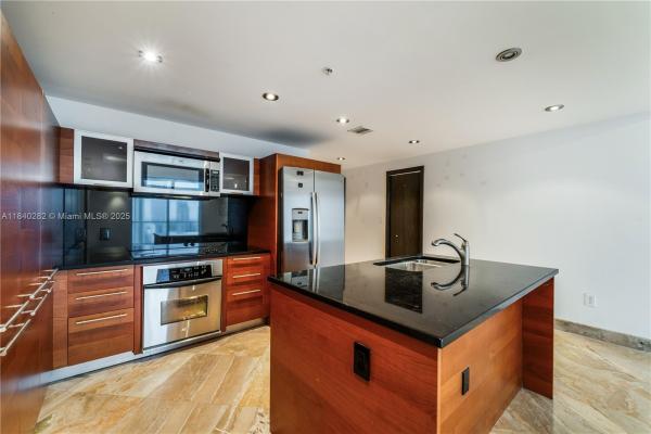 Quantum On The Bay, 1900 N Bayshore Dr #3715, Miami, Florida 33132, image 2