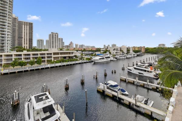 19925 NE 39, Aventura, Florida 33180, image 1