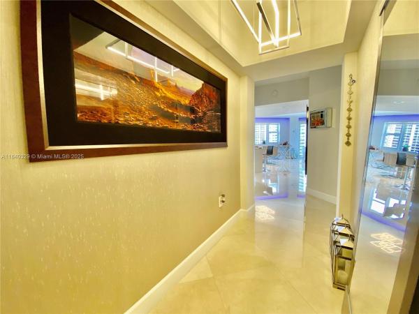 Turnberry Village South Tower, 19900 E Country Club Dr #1220, Aventura, Florida 33180, image 2