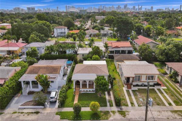 Twelfth Street Manors, 105 NW 32nd Pl, Miami, Florida 33125, image 3