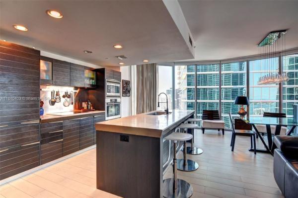 Epic Hotel & Residences, 200 Biscayne Boulevard Way 3901, Miami, Florida 33131, image 1