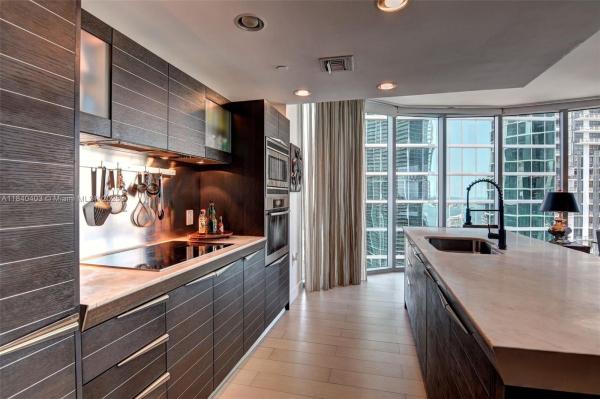 Epic Hotel & Residences, 200 Biscayne Boulevard Way #3901, Miami, Florida 33131, image 2