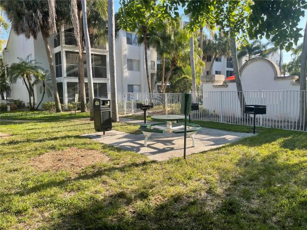 Sun Vista Gardens, 5740 Rock Island Rd #280, Tamarac, Florida 33319, image 1