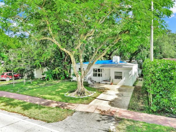 Sherwood Forest, 370 NE 87th St, El Portal, Florida 33138, image 1