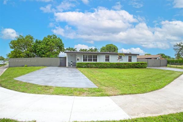 5001 SW 113th Ct, Miami, Florida 33165, image 1