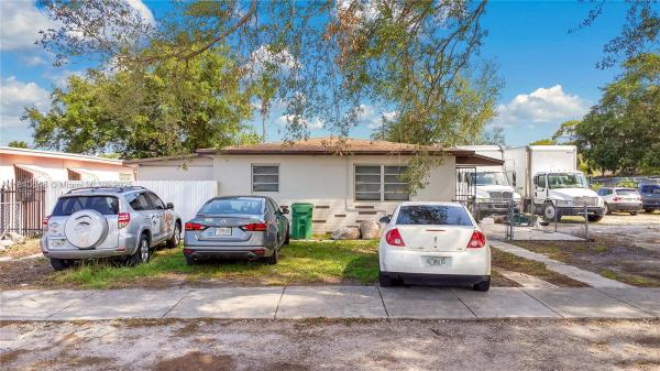 2833 NW 101st St #A, Unincorporated Dade County, Florida 33147, image 1