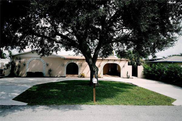 Palm Beach Gardens No HOA, 2359 N Wallen Dr, Palm Beach Gardens, Florida 33410, image 1