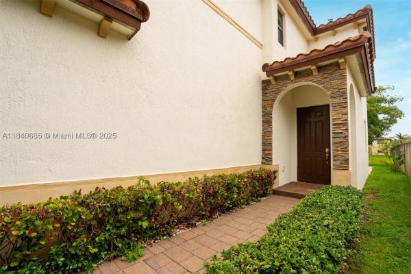 Sonoma At The Vineyards, 423 SE 33rd Ter, Homestead, Florida 33033, image 3