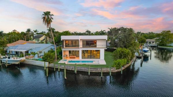 Coral Point, 2033 NE 22nd St, Wilton Manors, Florida 33305, image 1