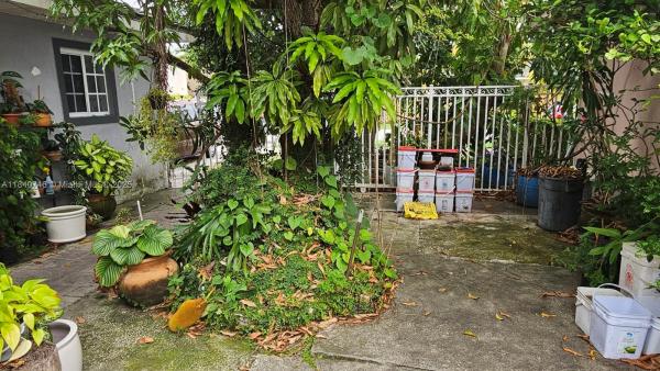 Adventure Homes, 14231 SW 147th Pl, Country Walk, Florida 33196, image 2
