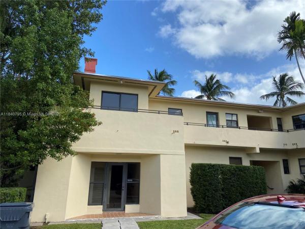 Bal Harbour Court, 32 Camden Dr #7, Bal Harbour, Florida 33154, image 1