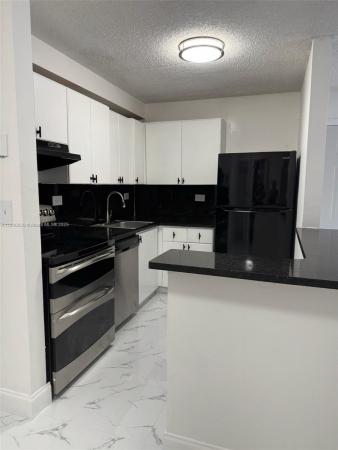 7010 NW 179 St 105, Hialeah, Florida 33015, image 1