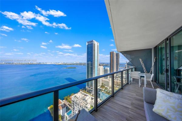 Icon Bay, 460 NE 28th St 3905, Miami, Florida 33137, image 1