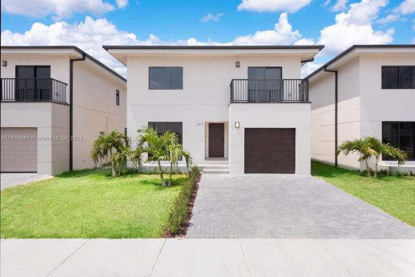 On Alba, 1334 NW 1st St, Florida City, Florida 33034, image 1