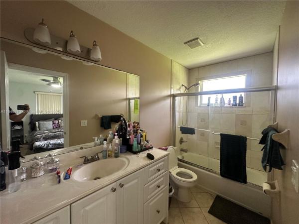 Town Of Hallandale, 100 NW 3rd Ave, Hallandale Beach, Florida 33009, image 2
