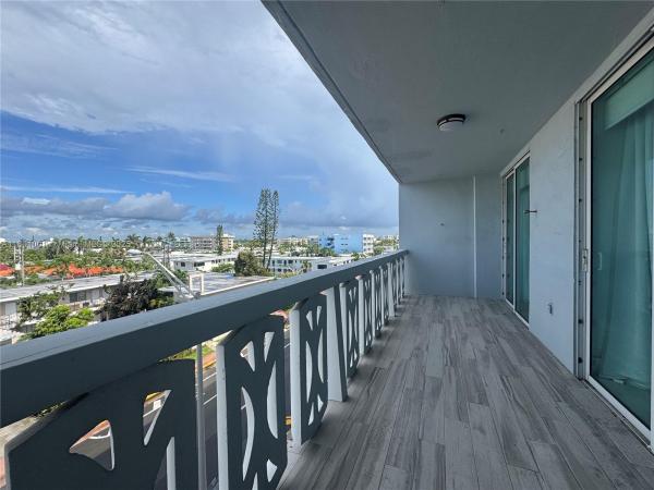 Harding Hall, 8233 Harding Ave #508, Miami Beach, Florida 33141, image 1