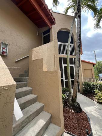 Windmill Lakes, 8621 SW 5th St #201, Pembroke Pines, Florida 33025, image 1