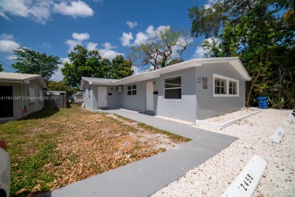 2457 NE 183rd St #2457, North Miami Beach, Florida 33160, image 1