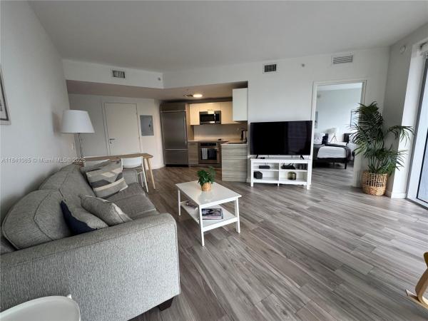 Brickell House, 1300 Brickell Bay Dr 3301, Miami, Florida 33131, image 1