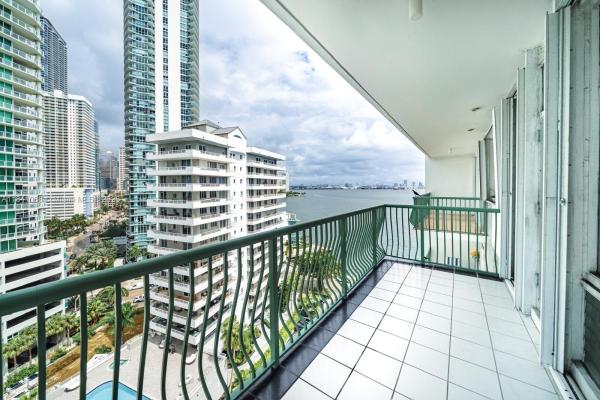 Brickell Bay Tower, 1408 Brickell Bay Dr #1415, Miami, Florida 33131, image 1