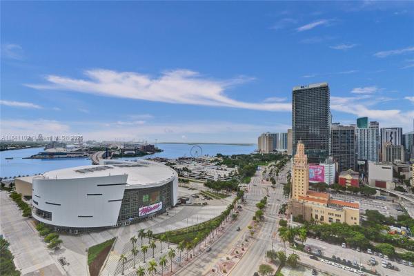MarinaBlue, 888 Biscayne Blvd #2404, Miami, Florida 33132, image 1