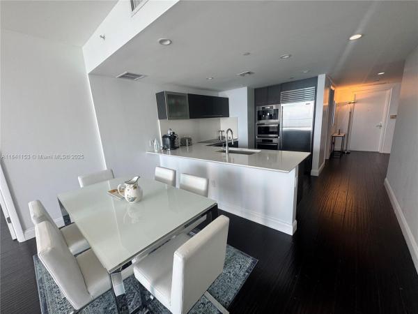 Jade Beach, 17001 Collins Ave #1002, Sunny Isles Beach, Florida 33160, image 2