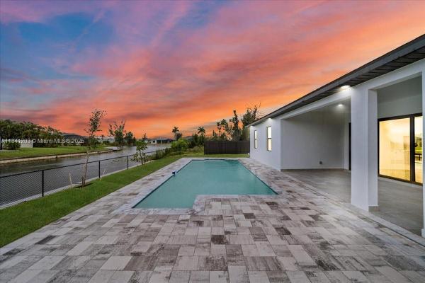 1425 Sw 11th Ct, Cape Coral, Florida 33991, image 1