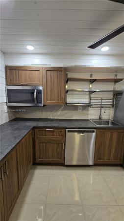 Oceanview Park, 1000 Parkview Dr #218, Hallandale Beach, Florida 33009, image 1