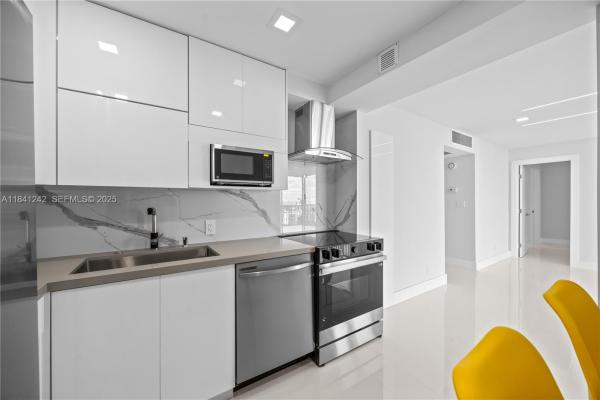 Coronado Tower 3, 20379 W Country Club Dr #1631, Aventura, Florida 33180, image 1