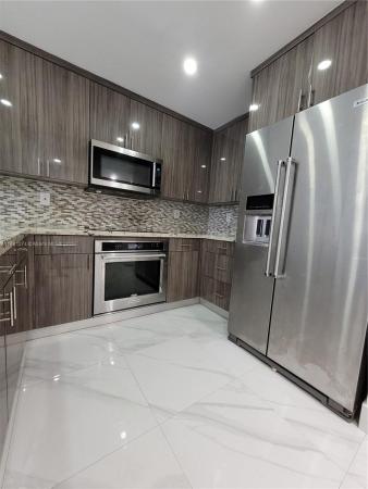 71St Byron, 7101 Byron Ave #304, Miami Beach, Florida 33141, image 1
