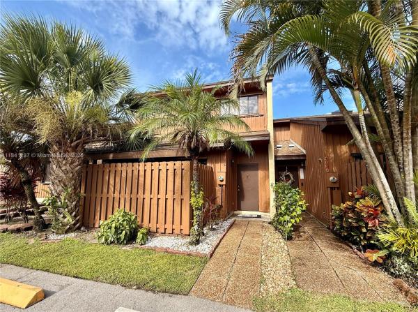 Reflections At Pine Island Lakes, 4192 SW 87th Ter #4192, Davie, Florida 33328, image 1