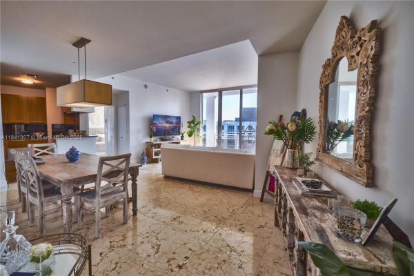 Carbonell, 901 Brickell Key Blvd #3301, Miami, Florida 33131, image 1