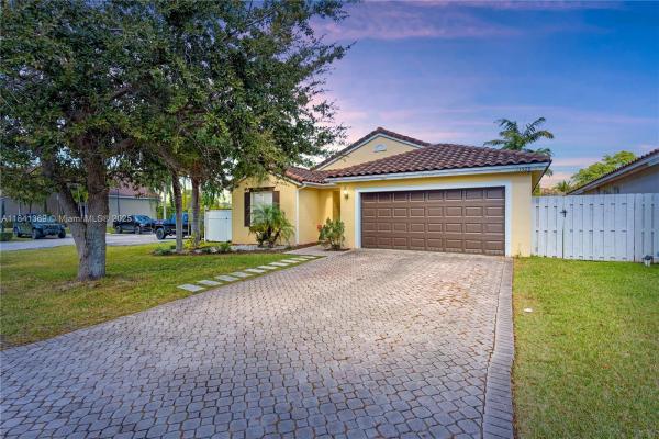 13529 SW 144th Ter, Miami, Florida 33186, image 1