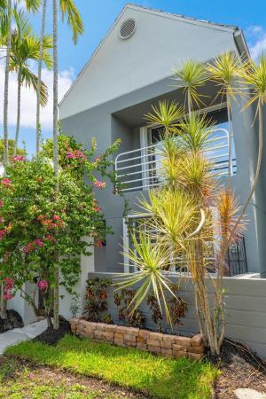 Park Villas At The Hammocks, 10321 SW 147 Court Cir 8, The Hammocks, Florida 33196, image 3