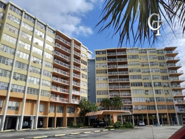 Crestview Towers, 2025 NE 164 St 815, North Miami Beach, Florida 33162, image 1