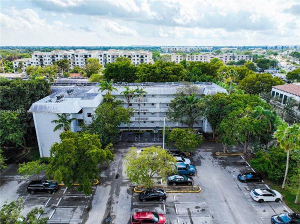 Village Homes & Condos At Palmetto Bay, 17255 SW 95 Ave 161, Palmetto Bay, Florida 33157, image 1