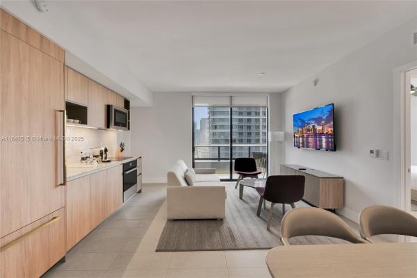 2405, Miami, Florida 33132, image 1
