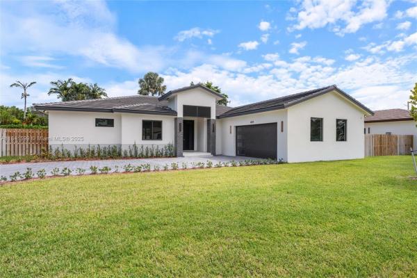 8231 SW 193rd Ter, Cutler Bay, Florida 33157, image 1