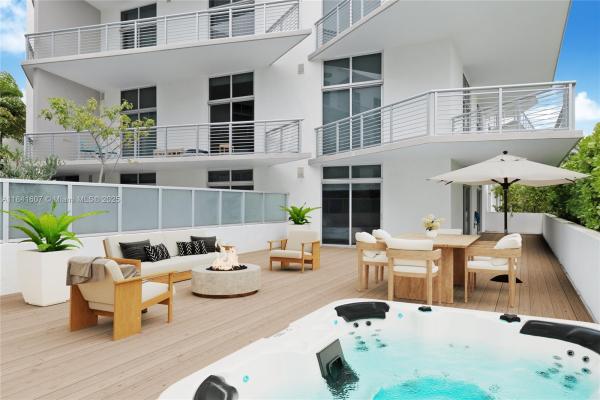 The Meridian, 2001 Meridian Ave 314, Miami Beach, Florida 33139, image 1