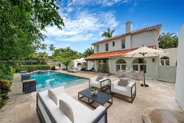 Bayshore, 671 NE 57th St, Miami, Florida 33137, image 2
