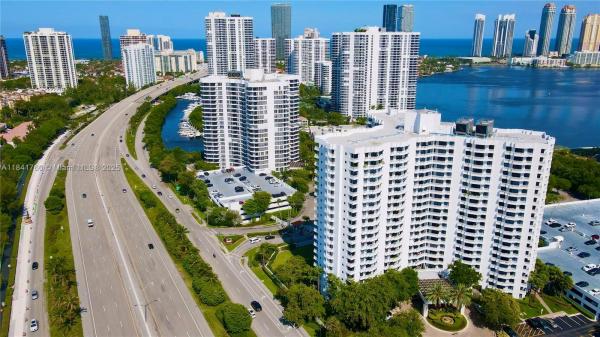 Parc Central Aventura East, 3300 NE 192nd St #807, Aventura, Florida 33180, image 1
