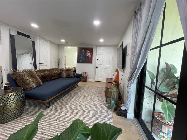 8525 Franjo Rd #2, Cutler Bay, Florida 33189, image 1