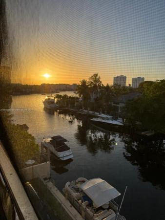 Bayswater Court, 2935 NE 163rd St #4O, North Miami Beach, Florida 33160, image 1