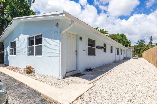 Riverside Park, 605 SW 14th Ter, Fort Lauderdale, Florida 33312, image 1