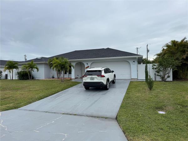 Cape Coral, 1520 Se 20th Ct #1520, Cape Coral, Florida 33990, image 1